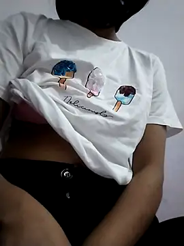 Snapshot of Tasty_Cherry chatting on 16, 4, 2026 Tasty Cherry online show from 16, 4, 2026