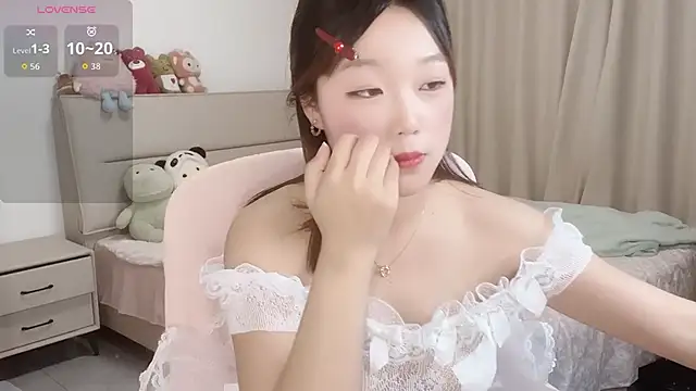 Sisi-000 online show from 10, 4, 2026