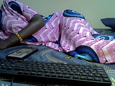 KendyQ  online show from 22, 4, 2026