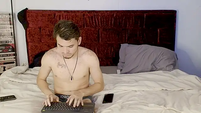 Snapshot of The_Penthouse_boys chatting on 4, 5, 2026 The Penthouse boys online show from 4, 5, 2026