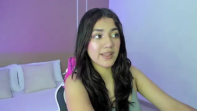 Snapshot of cristin_collins chatting on 16, 5, 2026 cristin collins online show from 16, 5, 2026