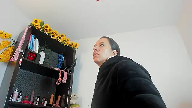 ItsAmara online show from 25, 3, 2026