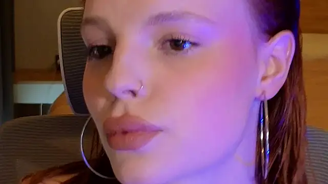 mollybossy online show from 8, 4, 2026