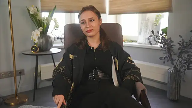 HilaryHauss online show from 18, 3, 2026