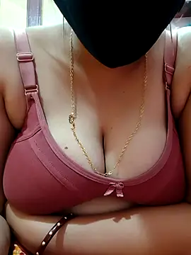 Snapshot of tulidas96778 chatting on 5, 4, 2026 tulidas96778 online show from 5, 4, 2026