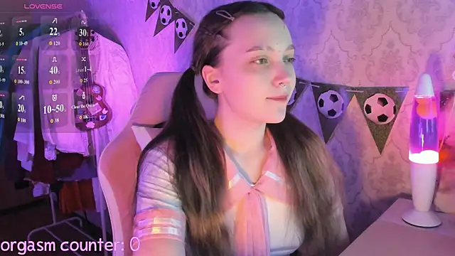 Snapshot of RileyNymph chatting on 5, 7, 2026 RileyNymph online show from 5, 7, 2026