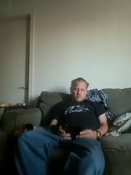 yourMasterisBored online show from 21, 4, 2026