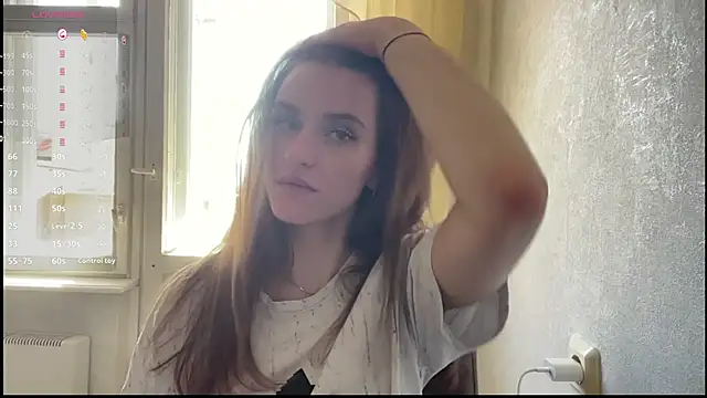 Snapshot of Moonstarisrares chatting on 18, 6, 2026 Moonstarisrares online show from 18, 6, 2026