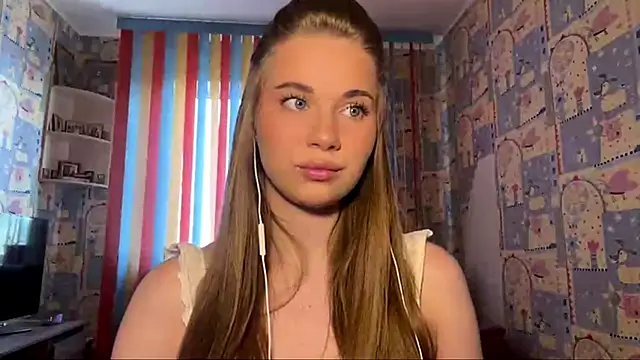 Miss Blessnyth online show from 28, 4, 2026