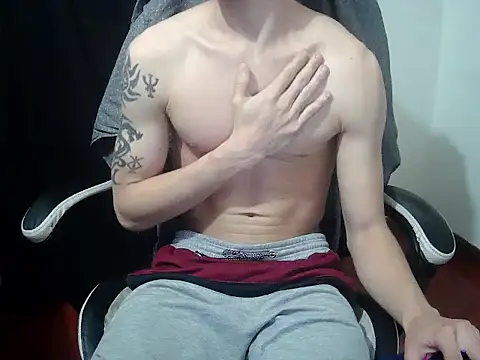 crixus11111 online show from 18, 3, 2026