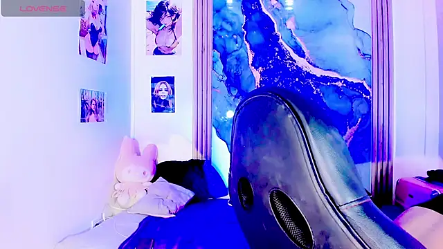 blonde queen- online show from 10, 7, 2026