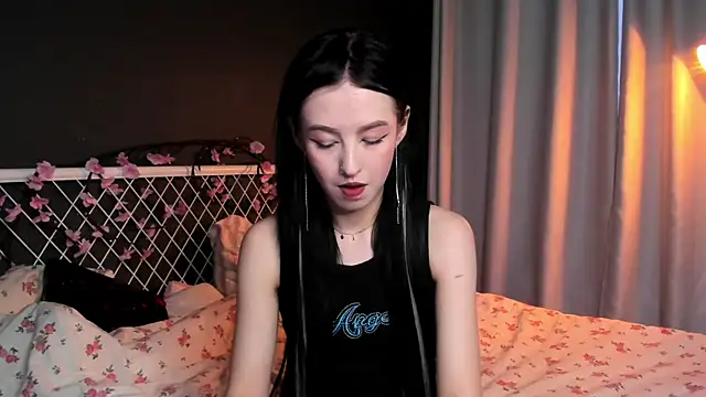 Snapshot of lizaa_breeze chatting on 11, 7, 2026 lizaa breeze online show from 11, 7, 2026