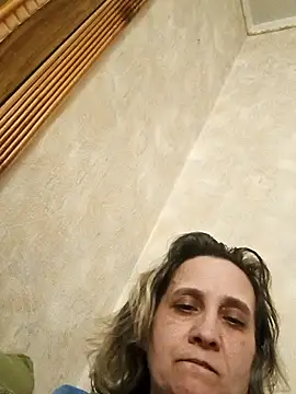 KatieLove133 online show from 4, 4, 2026