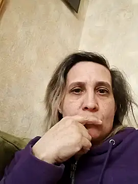 Snapshot of KatieLove133 chatting on 30, 4, 2026 KatieLove133 online show from 30, 4, 2026
