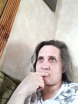 Snapshot of KatieLove133 chatting on 27, 5, 2026 KatieLove133 online show from 27, 5, 2026