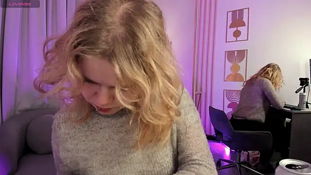 ElizabethVane online show from 2, 6, 2026