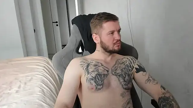 pinkbodnar online show from 18, 4, 2026