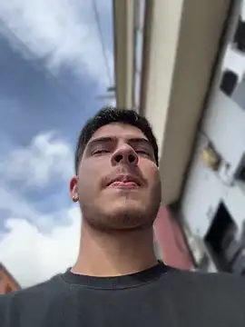 ApoloGray   online show from 15, 4, 2026