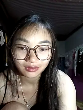 emmasexy2k online show from 2, 4, 2026