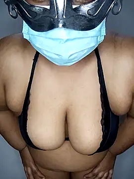 whitechubby07 online show from 24, 4, 2026