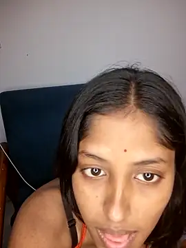 Pari lovers online show from 11, 6, 2026