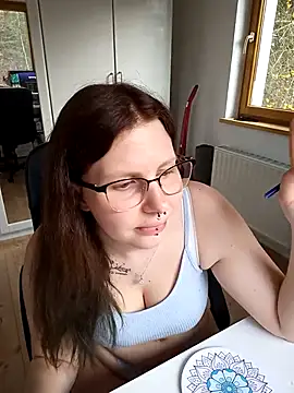 lina mayer  online show from 15, 4, 2026