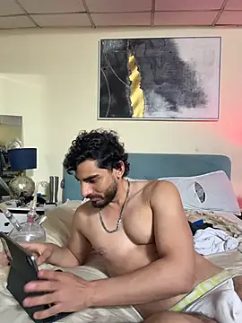 LatinBigClouds22cm online show from 16, 4, 2026