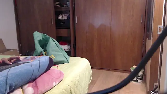 Taniafirelux online show from 1, 4, 2026