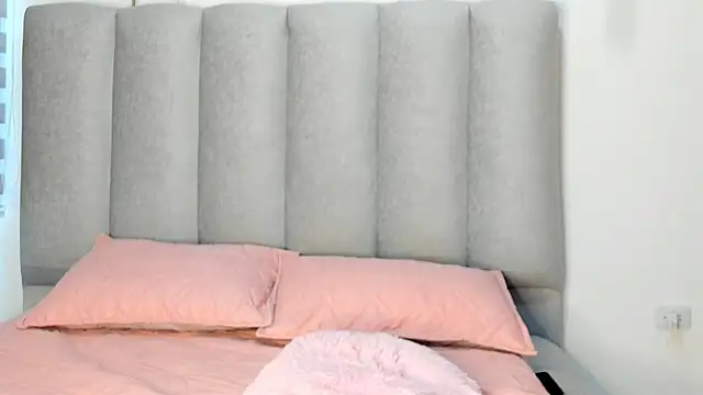 Valentina lux1 online show from 22, 5, 2026