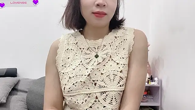 Ryo-Jisoo online show from 25, 6, 2026