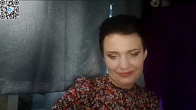 HotMamaQueen234 online show from 23, 4, 2026