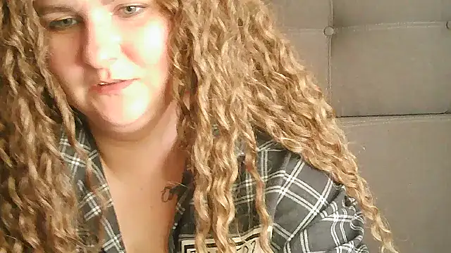 Snapshot of Minisstra chatting on 16, 3, 2026 Minisstra online show from 16, 3, 2026