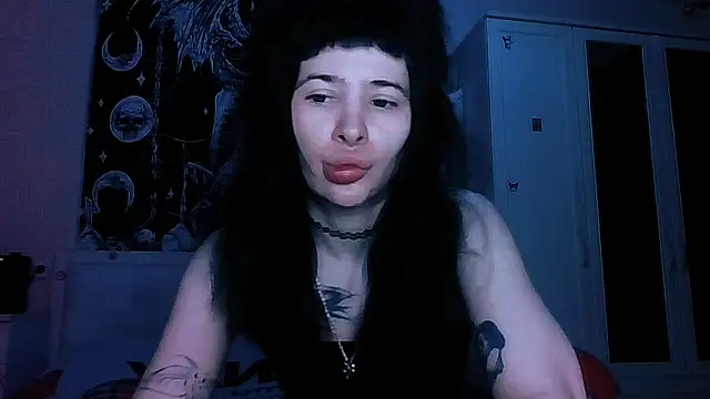 AllisonDeetz online show from 14, 4, 2026