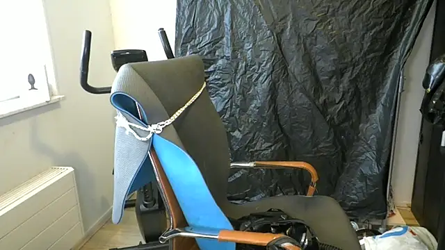 Snapshot of latexslaveboy chatting on 15, 6, 2026 latexslaveboy online show from 15, 6, 2026