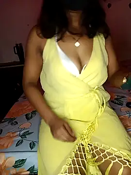 Snapshot of mayakapoor880 chatting on 30, 4, 2026 mayakapoor880 online show from 30, 4, 2026