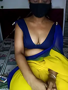 Snapshot of mayakapoor880 chatting on 2, 5, 2026 mayakapoor880 online show from 2, 5, 2026