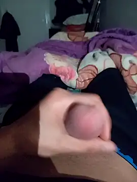 Snapshot of Diaaeddne chatting on 27, 3, 2026 Diaaeddne online show from 27, 3, 2026