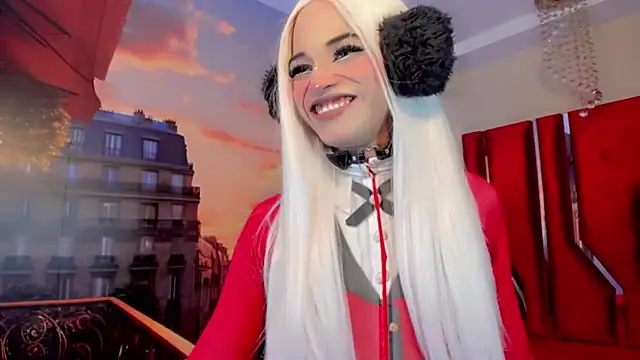 Paola Delfino online show from 25, 5, 2026