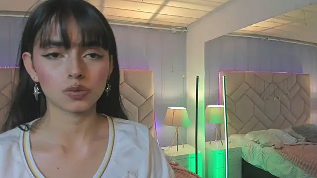 Eimy Blaze online show from 7, 7, 2026