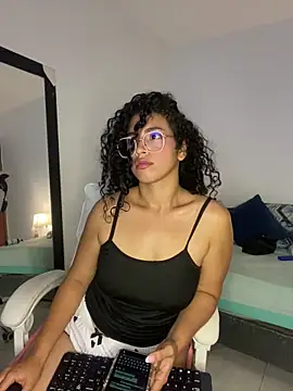 Luciianita lov199 online show from 28, 4, 2026