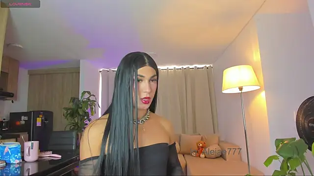 Snapshot of Aleja_evangeline chatting on 1, 7, 2026 Aleja evangeline online show from 1, 7, 2026