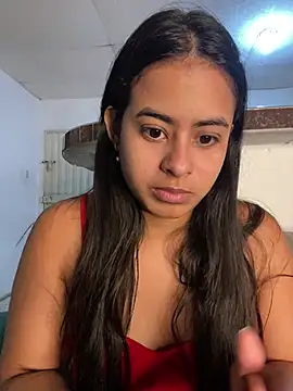 Snapshot of lucirganaxxx chatting on 8, 5, 2026 lucirganaxxx online show from 8, 5, 2026