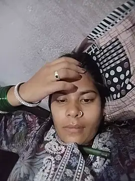 Pallavi cute online show from 5, 8, 2026
