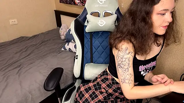 Snapshot of Holy_Mariaaa chatting on 8, 8, 2026 Holy Mariaaa online show from 8, 8, 2026