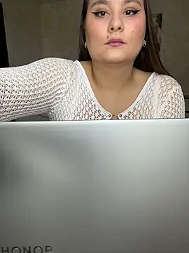 AgathaMyers online show from 7, 8, 2026