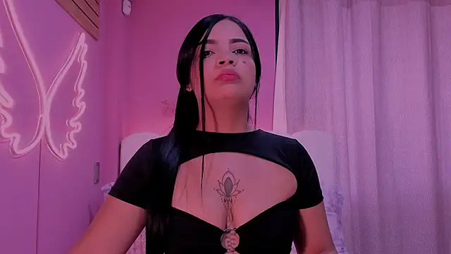 nicole fiire online show from 6, 4, 2026