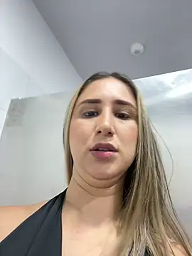 VictoriaWhitmore online show from 6, 4, 2026