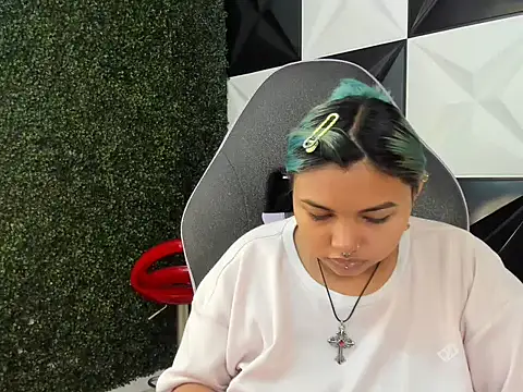 katteyes 20 online show from 25, 3, 2026