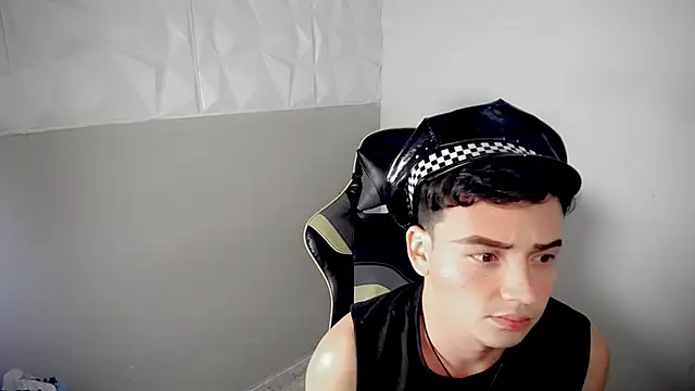 Mathias twinkk online show from 15, 4, 2026