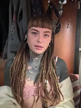 HornyHippy1 online show from 8, 5, 2026